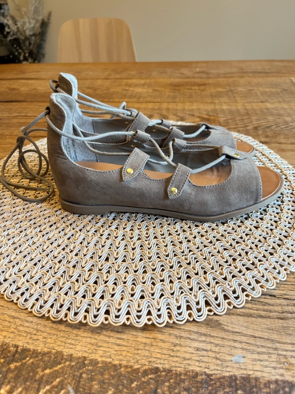 14th and Union Gladiator Sandals Size 6 1/2